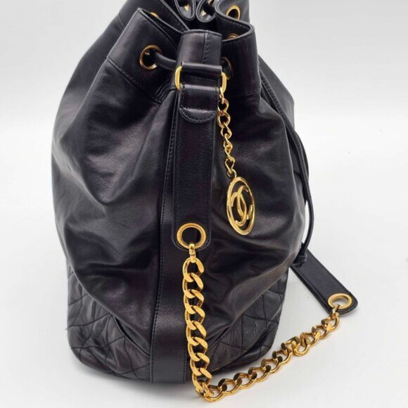 CHANEL Leather Shoulder Bag 783-042525 - Picture 6 of 16